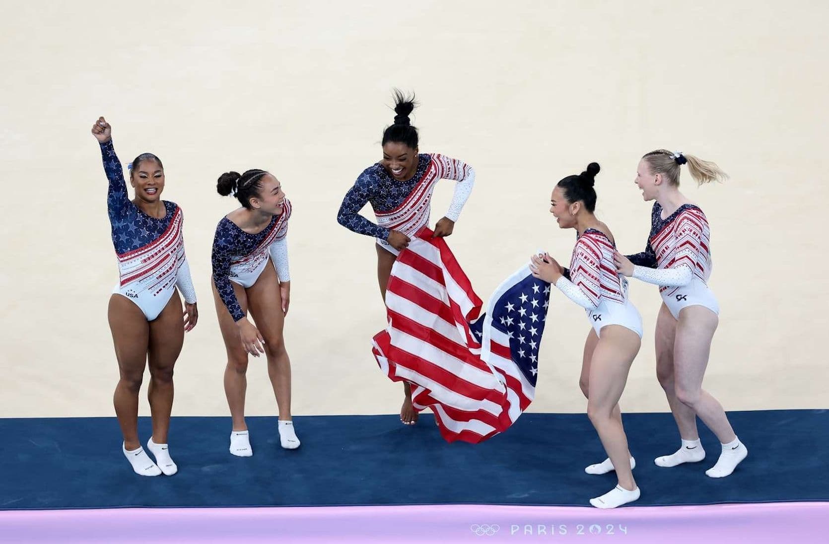 U.S. Women Sparkle in Paris