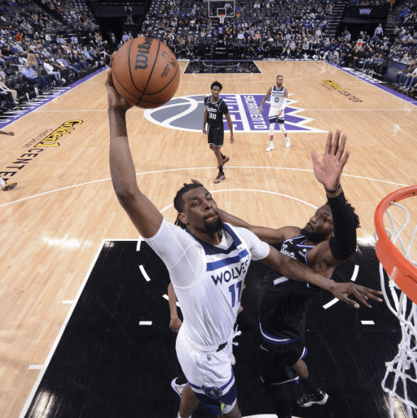 Game 2 Edge: Wolves Bounce Back, But Don’t Lay the Points